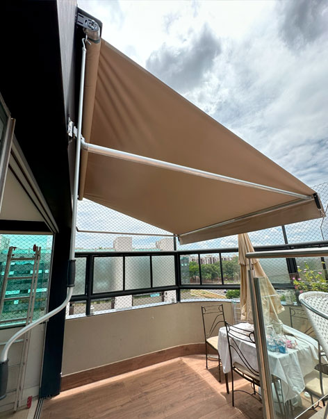 Toldo cortina com braço em Sobradinho